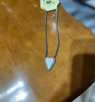 Amor heart pendant necklace