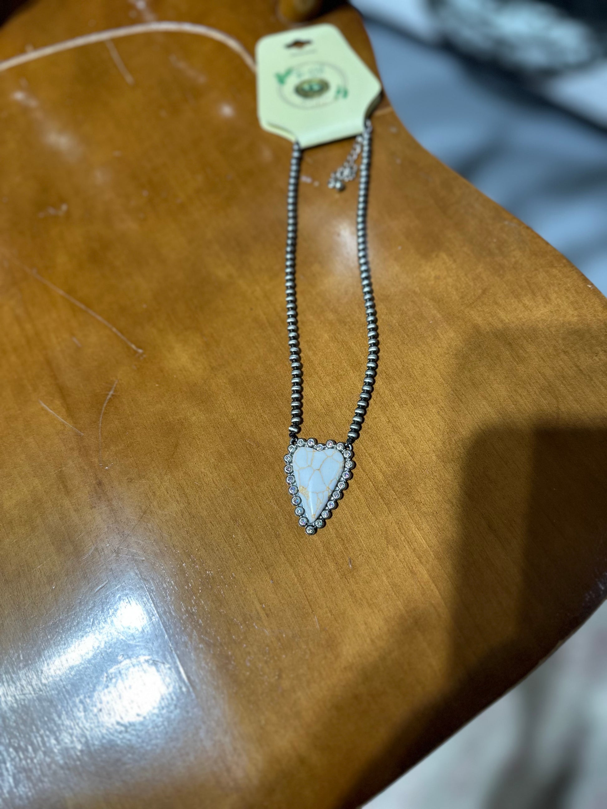 Amor heart pendant necklace