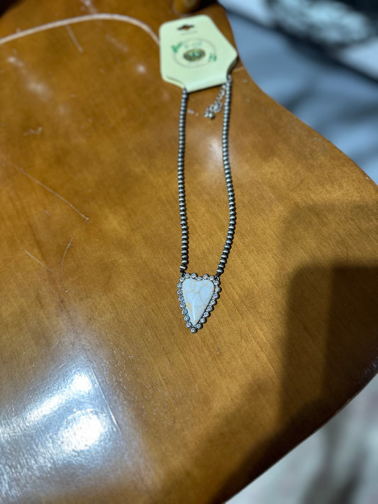 Amor heart pendant necklace