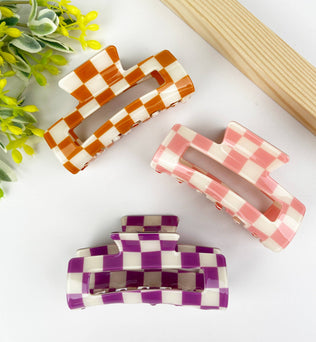 Checkered retro hair claw clip