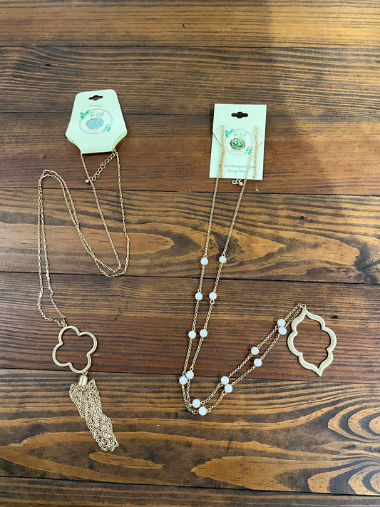 Daphane Necklace