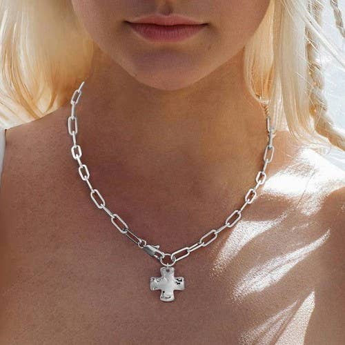 HAMMERED CROSS FRONT TOGGLE NECKLACE