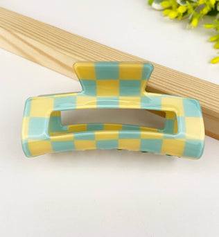 Checkered retro hair claw clip