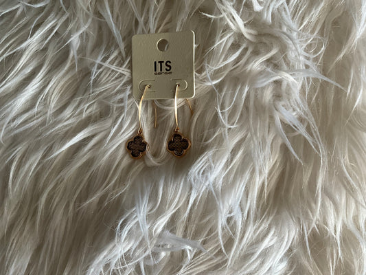 Paisley Clover earring