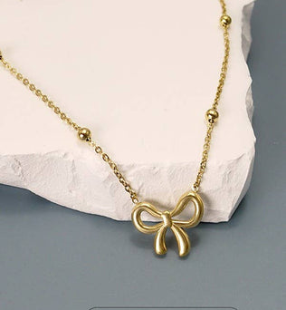 Gold Bow necklace