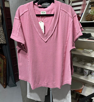 Kinsey ribbed v-neck shirt