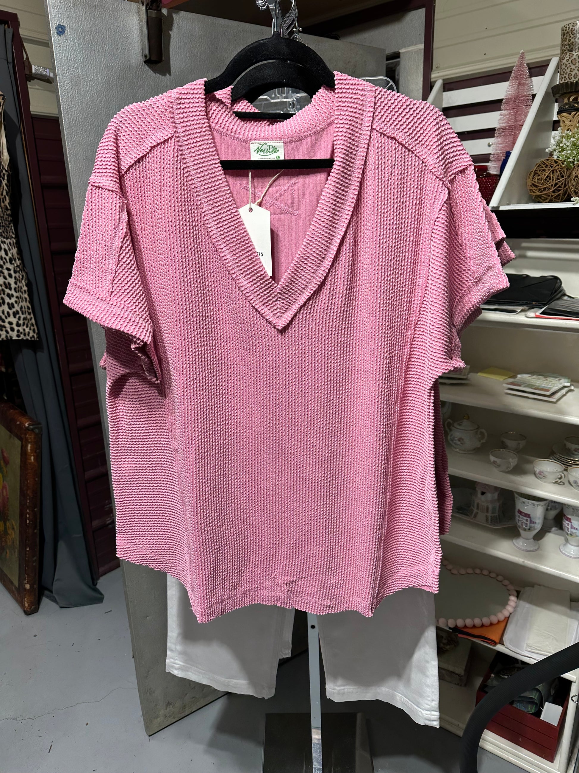 Kinsey ribbed v-neck shirt