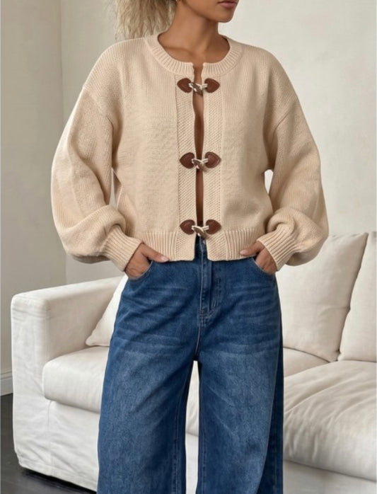 Toggle closure cardigan