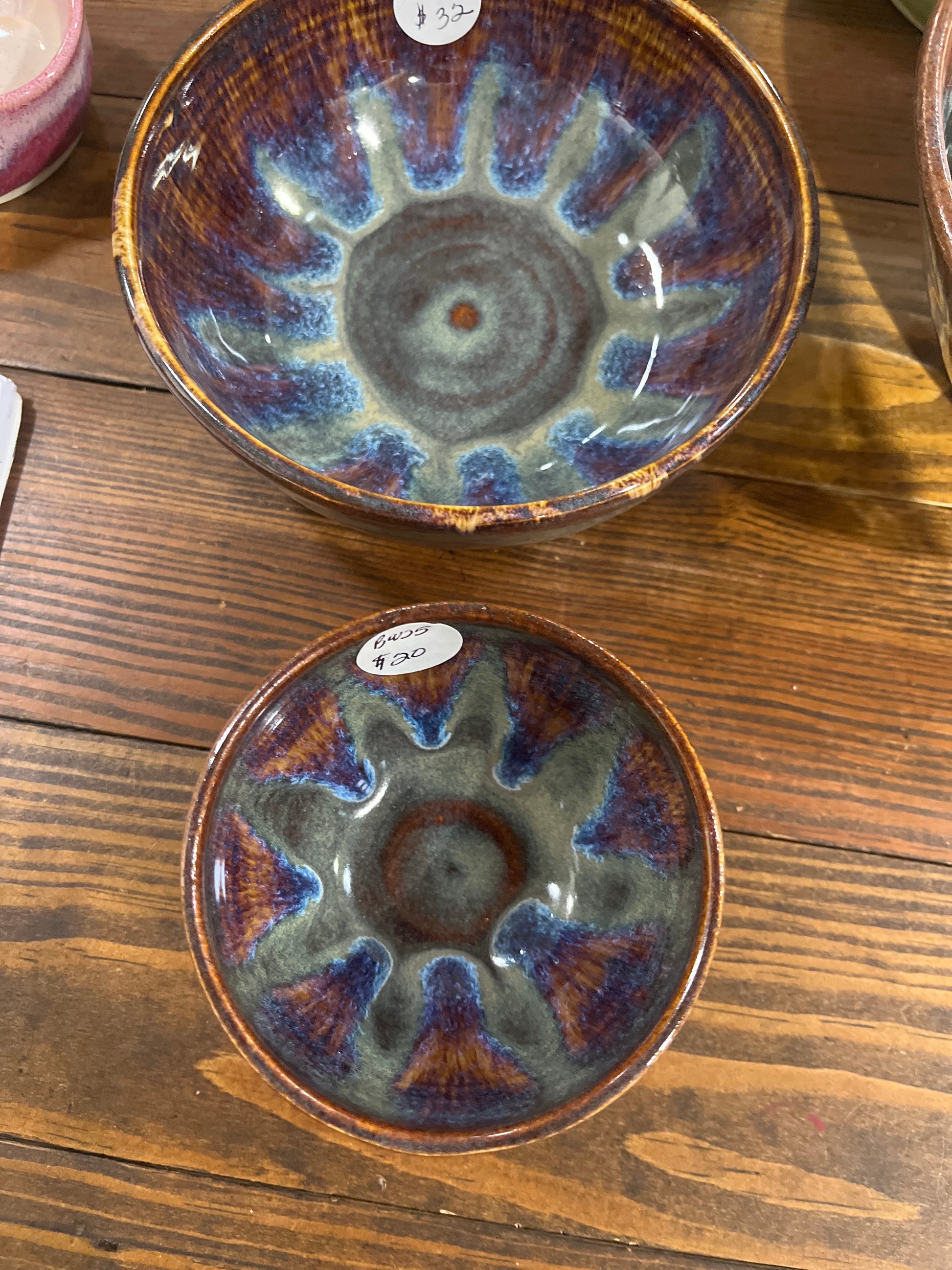 RB BW25&26 Pottery Bowls