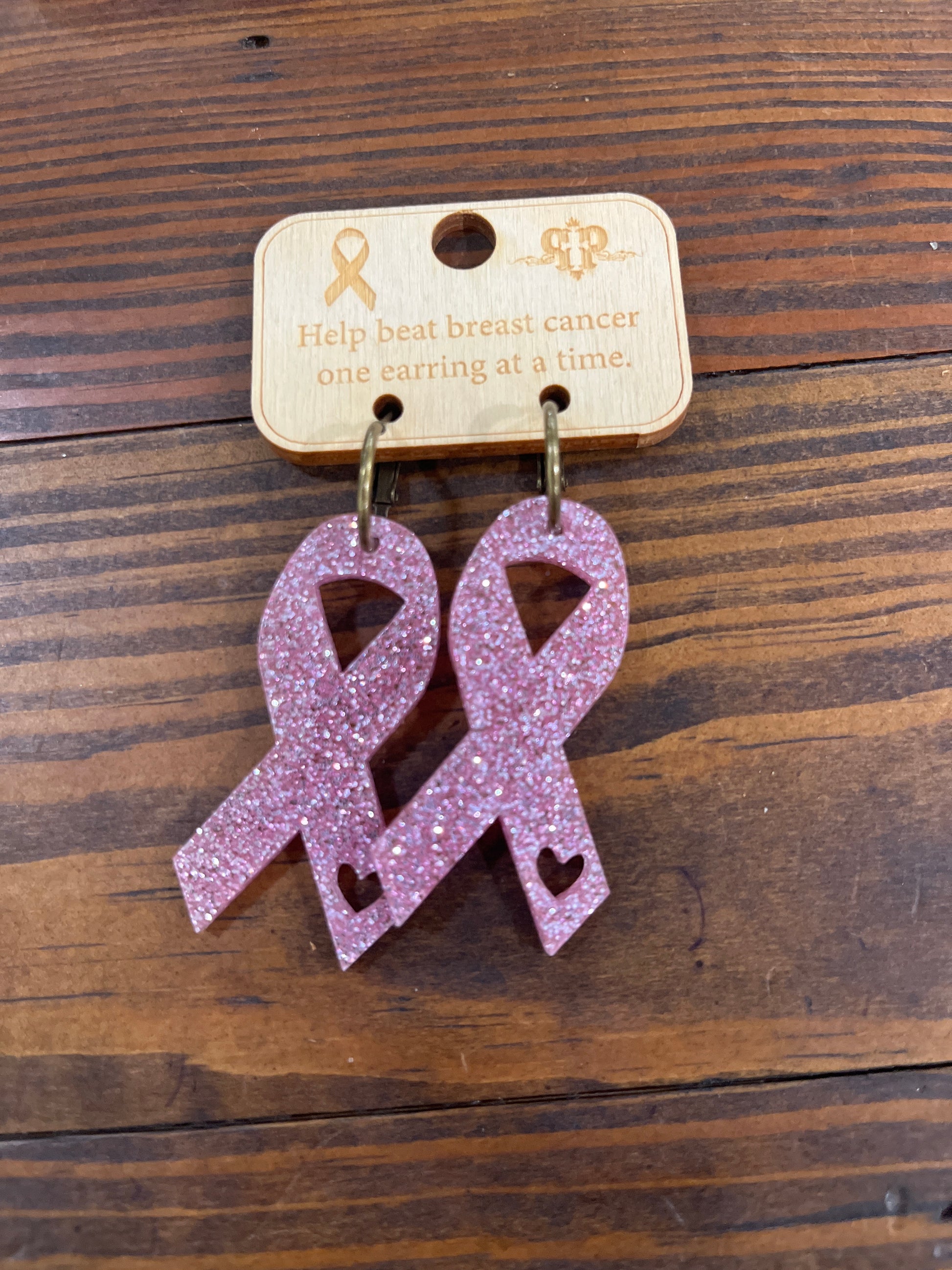 Breast CA earrings
