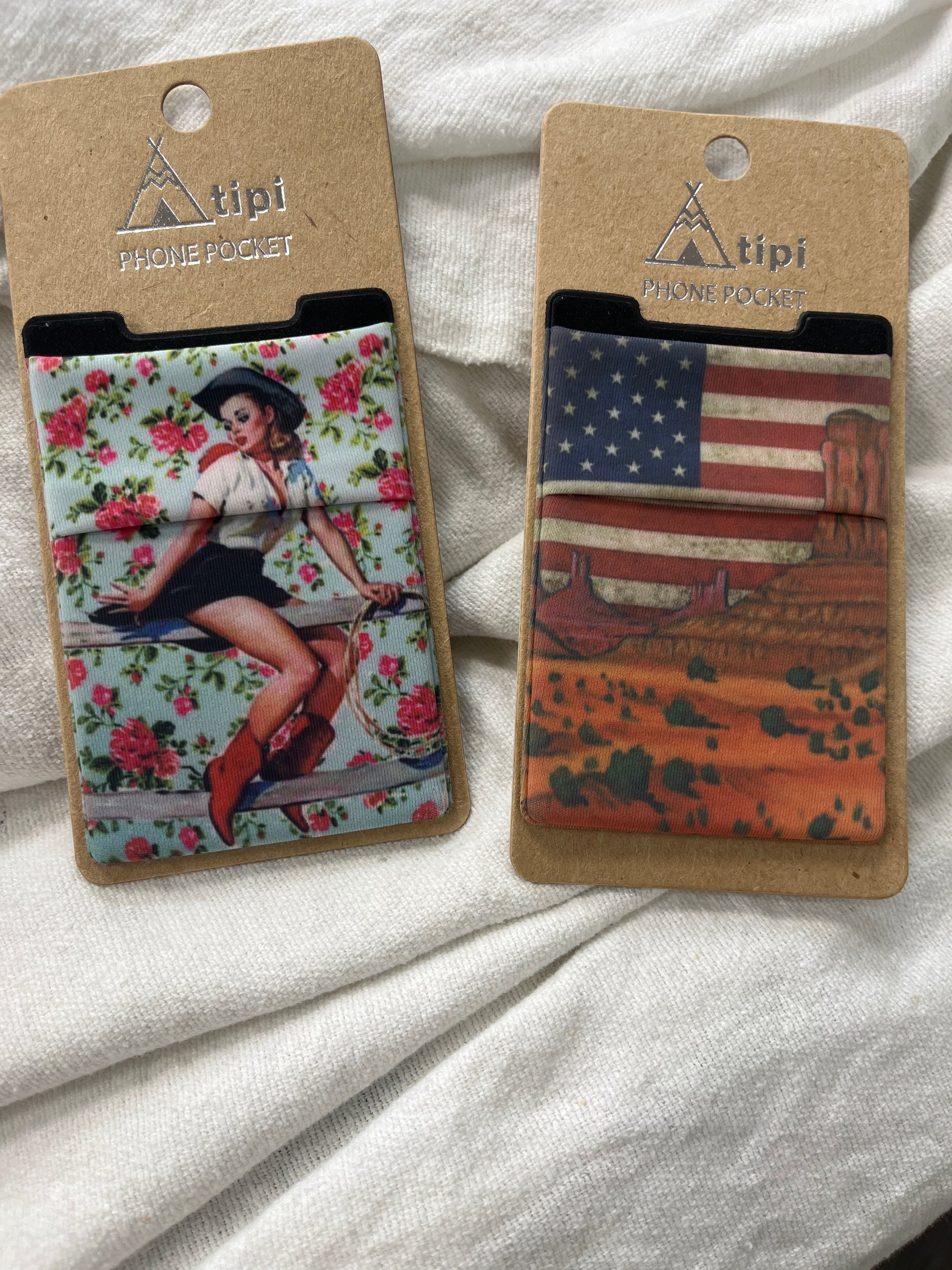 Retro phone pockets