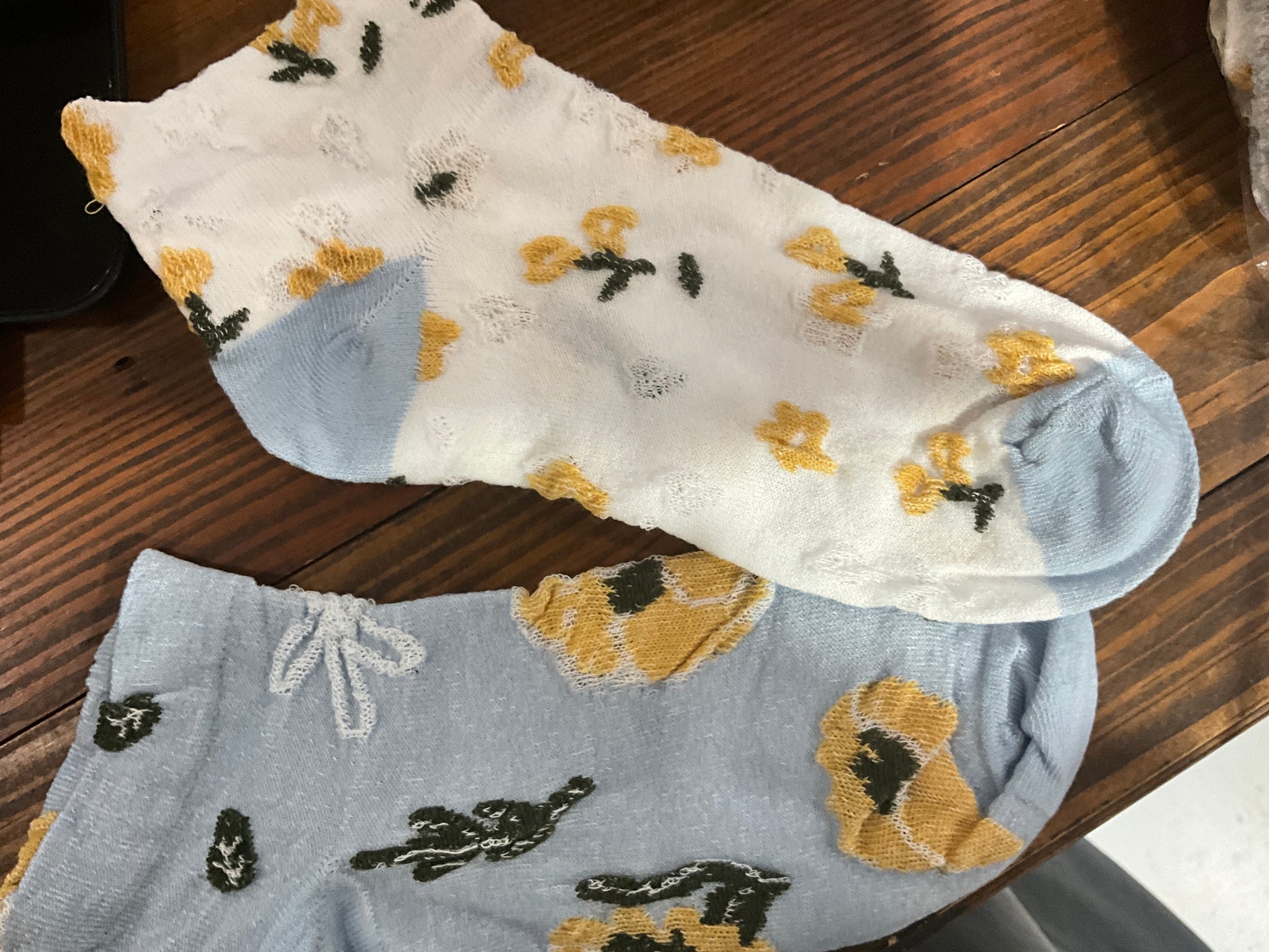 Floral ankle sock