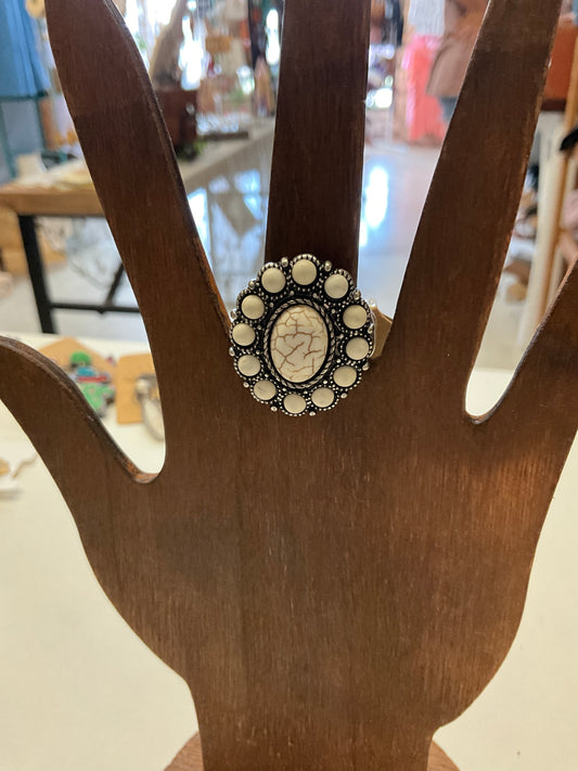 Flora flower ring