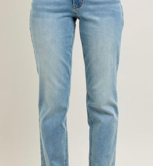 Gloria - Judy Blue light wash jeans