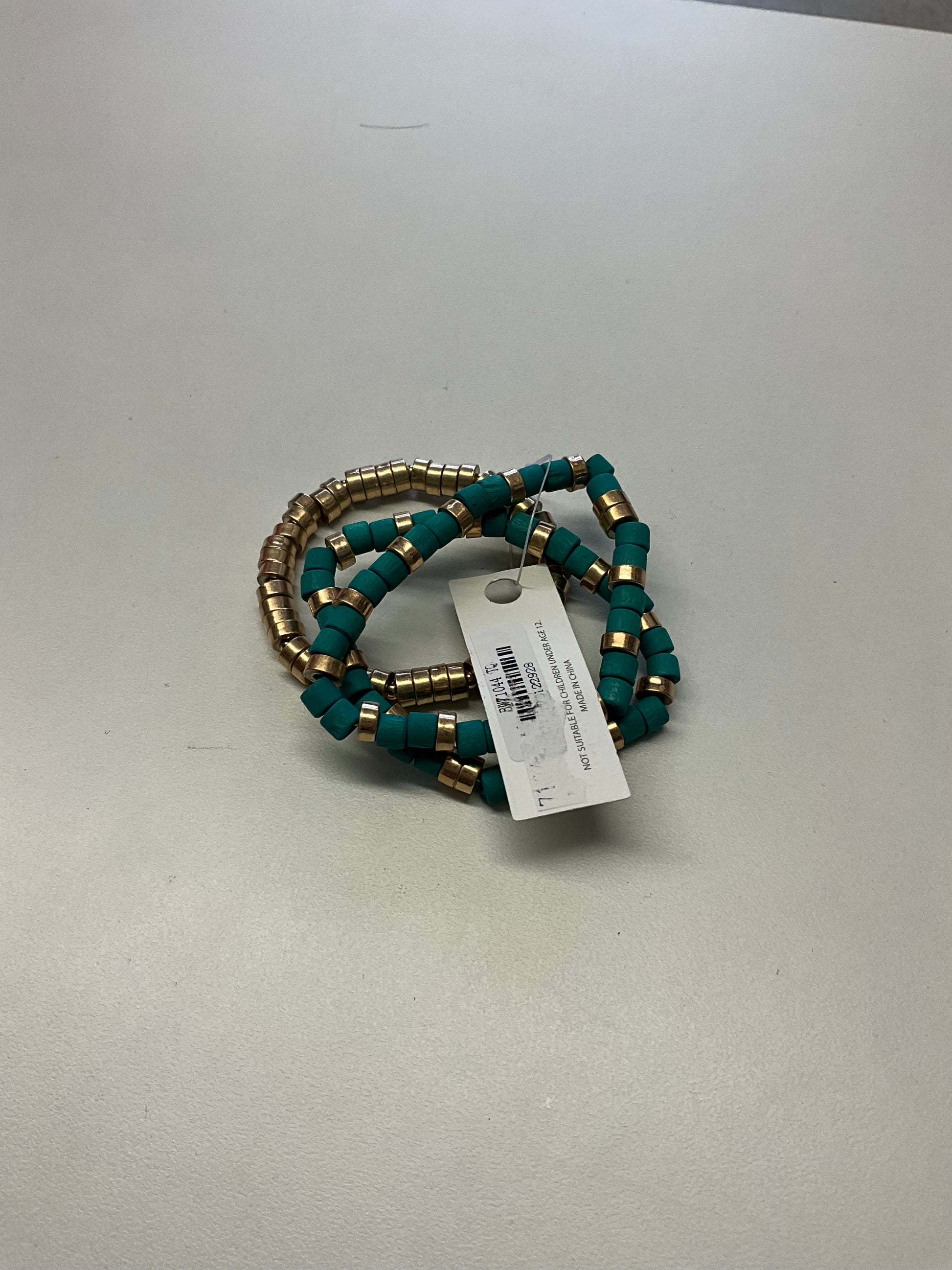 Stretchy bracelet