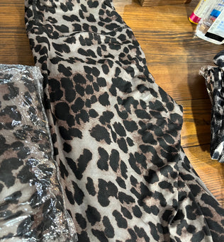 Leopard leggings