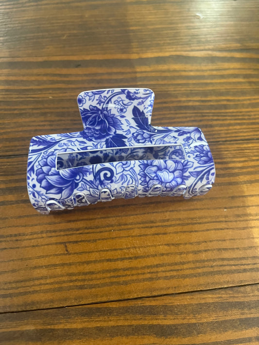 Vintage style clip