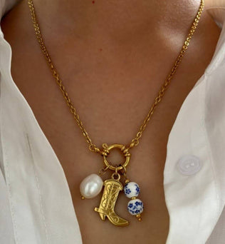 WESTERN FLORAL PORCELAIN PEARL CHARM NECKLACE |