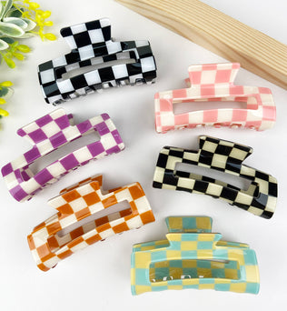 Checkered retro hair claw clip