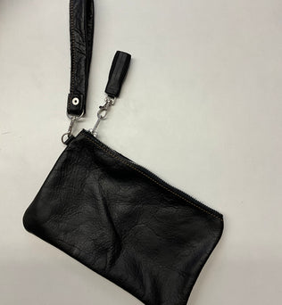 Plain leather wristlet