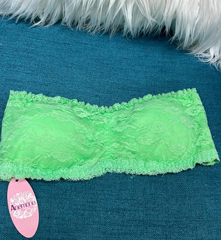Strapless Lace Bandeau Bra