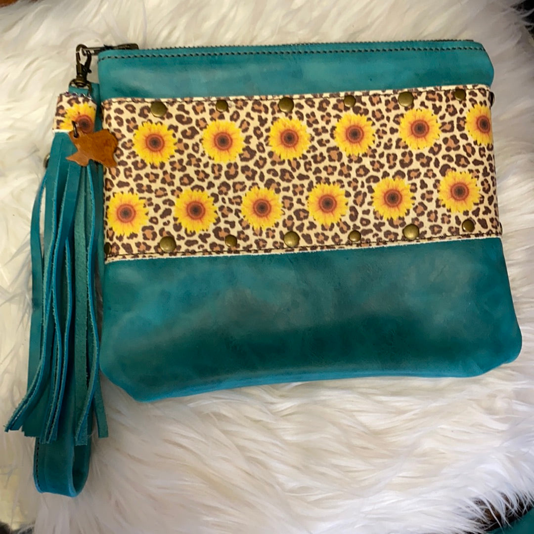 Turquoise sunflower wristlet