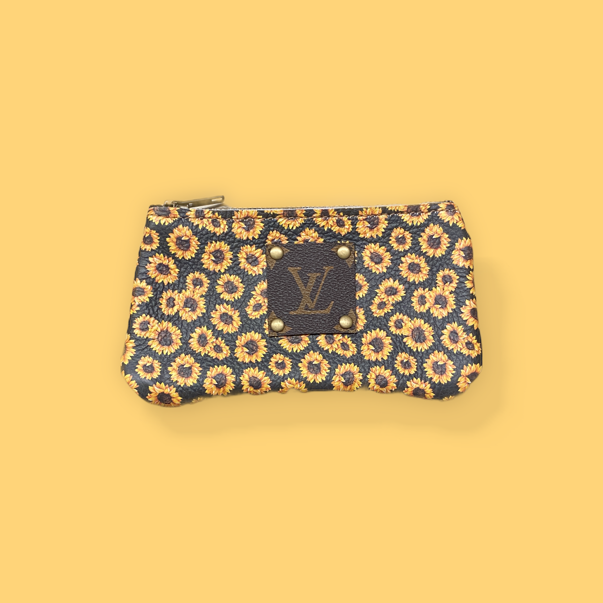 Custom Leather Daisy Coin Purse
